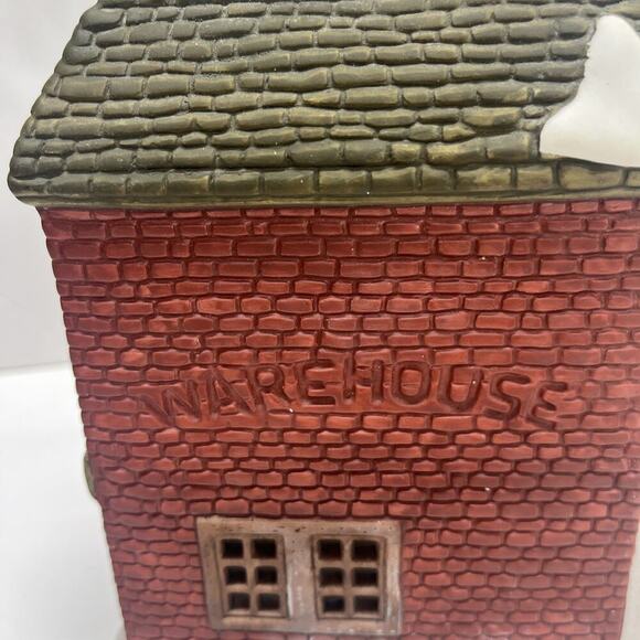 Dept 56 Dickens' Village Series A Christmas Carol Fezziwig's Warehouse Mint - Picture 9 of 15
